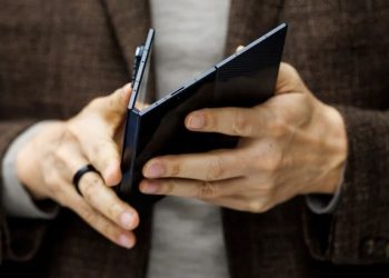 Galaxy Z TriFold giá bao nhiêu