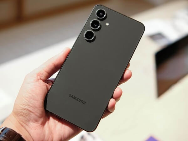 Samsung Galaxy S25 FE