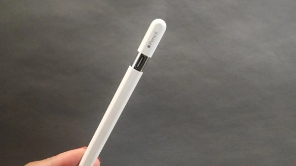 Apple Pencil (USB-C) là lựa chọn hợp túi tiền hơn