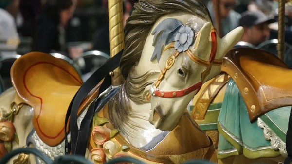 Sony A6000 khóa nét nhanh và ghi lại khoảnh khắc rõ ràng