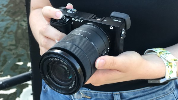 Sony A6000 hướng tới người dùng yêu nhiếp ảnh chuyên sâu