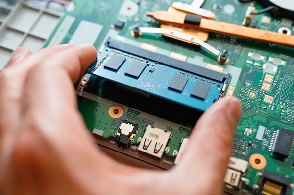 Giải pháp tối ưu hóa trải nghiệm trên laptop Core i3