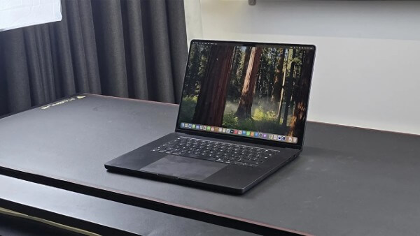 MacBook Pro 16 inch mang đến màn hình lớn