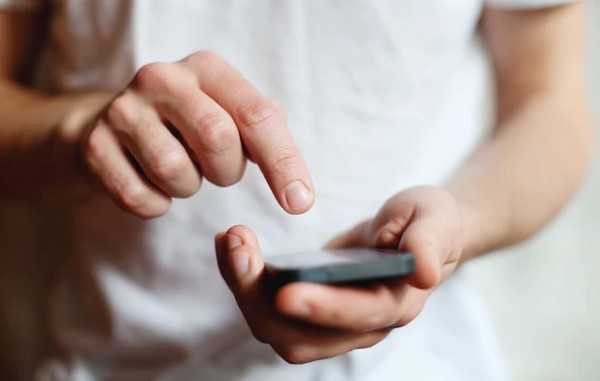 Tài khoản điện thoại không còn đủ số dư để gửi tin nhắn