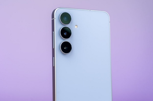Hệ thống 3 camera của Galaxy S25 FE