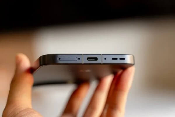 Oppo Find X8 có viên pin 5.630mAh và sạc nhanh 80W, sạc không dây 50W