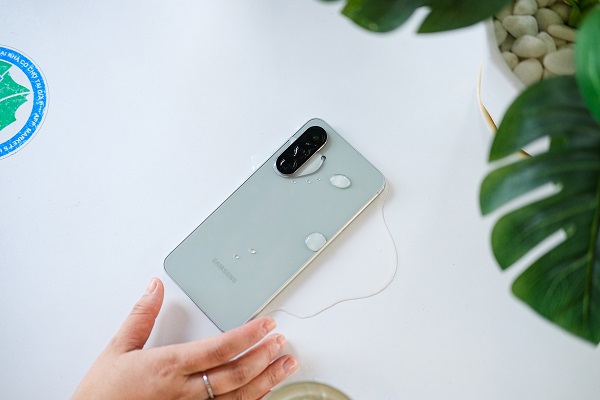 Galaxy A56 5G chỉ đạt chuẩn IP67