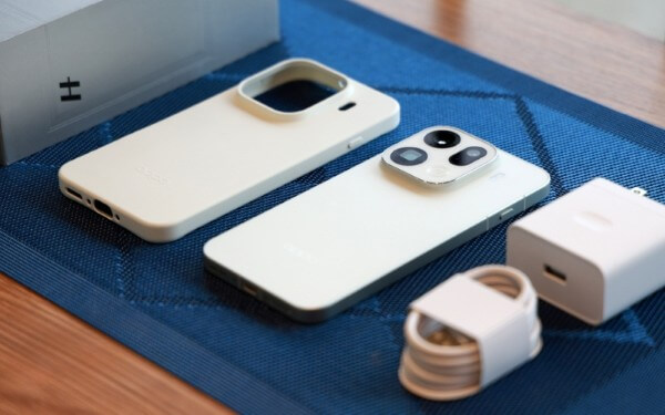 OPPO Find X9 mang pin dung lượng 7.025 mAh và hỗ trợ sạc nhanh 80W