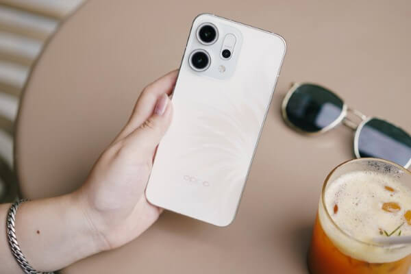 OPPO Reno14 được giới thiệu vào tháng 5/2025