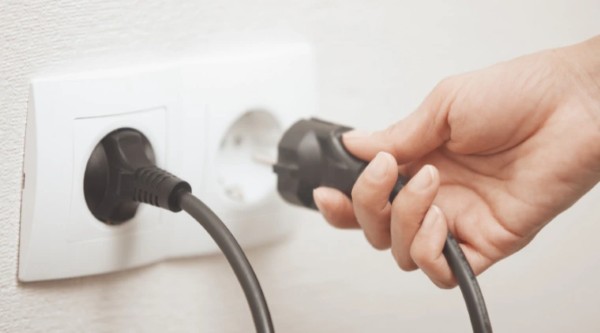 Kiểm tra đường điện đang sử dụng trong gia đình