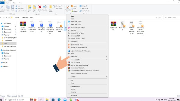 Chọn Open with > Google Chrome