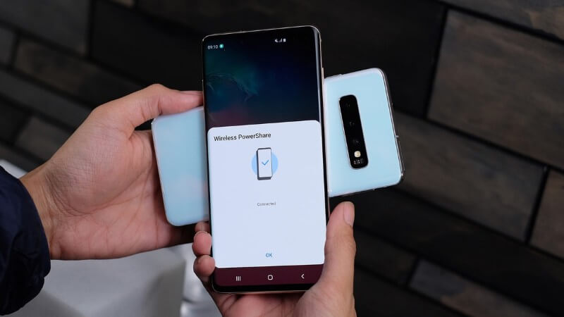 cách chia sẻ pin trên samsung