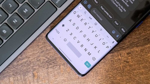 Bàn phím Gboard do Google phát triển có khả năng tương thích với cả Android và iOS