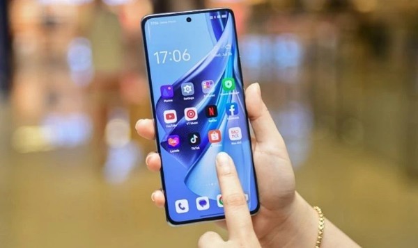 Thử khóa và mở lại màn hình điện thoại vài lần