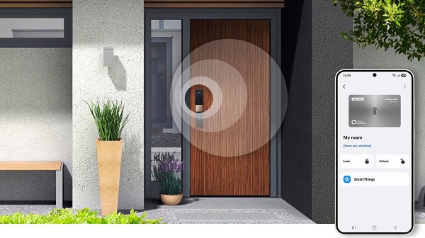 Bạn có thể dùng điện thoại để mở khóa một cách nhanh chóng, không cần mang theo thẻ cứng nữa