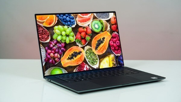 Precision 5550 kết hợp giữa thiết kế truyền thống và phong cách hiện đại mỏng nhẹ 