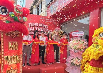 Viettel Store khai trương siêu thị mới