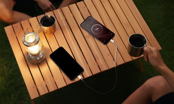 Viên pin dung lượng lên tới 7.000mAh, hỗ trợ sạc nhanh SUPERVOOC công suất tối đa 80W