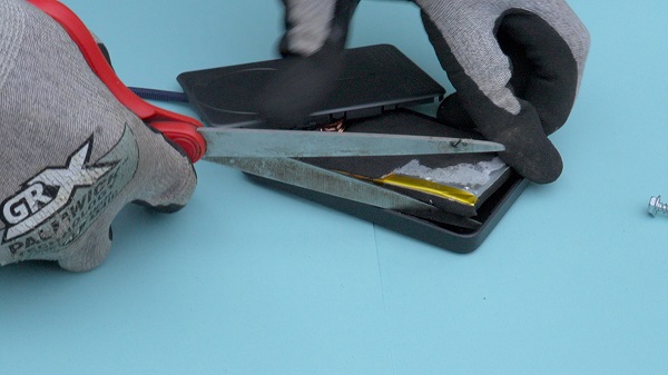 Lý do khiến nguy cơ hỏa hoạn bị loại trừ khi sử dụng pin thể rắn?