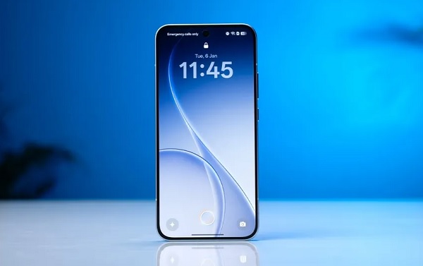 OPPO Reno15 5G được trang bị tấm nền AMOLED sắc nét