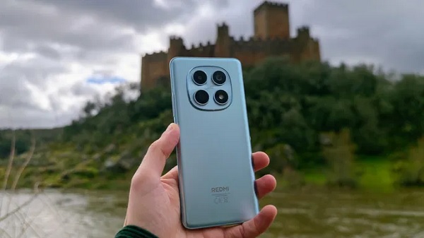 Thiết kế của Xiaomi Redmi Note 15 4G