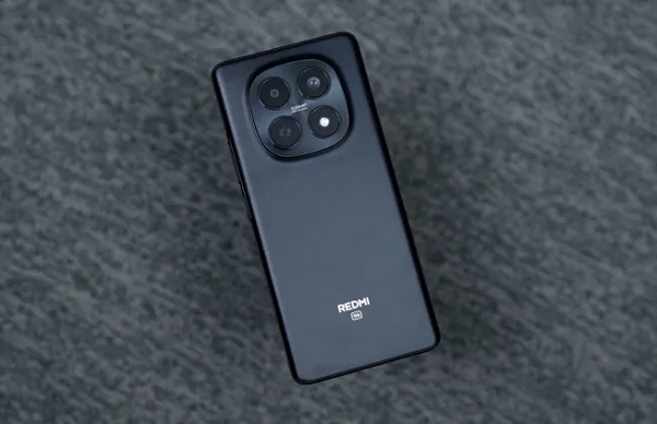 Xiaomi mang đến góc nhìn rộng rãi hơn với cảm biến siêu rộng 8MP và những bức ảnh selfie sắc nét