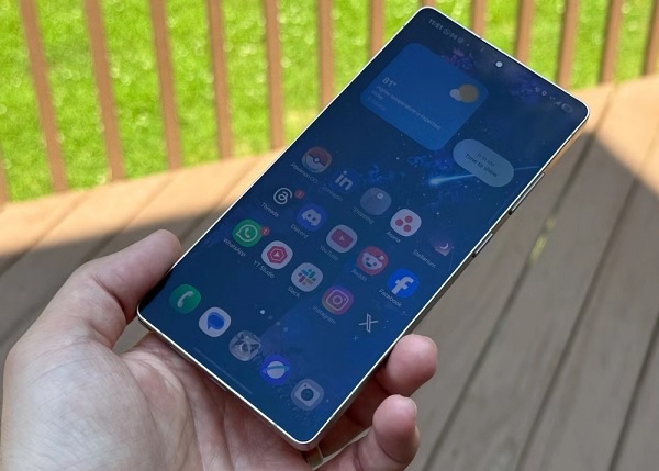 Tính năng màn hình bảo mật của Galaxy S26 Ultra không làm suy giảm chất lượng hiển thị đối với người sử dụng