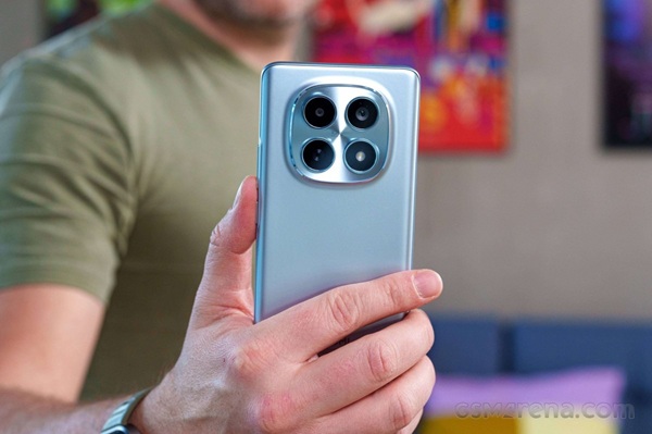 Thiết kế gọn nhẹ, bền bỉ