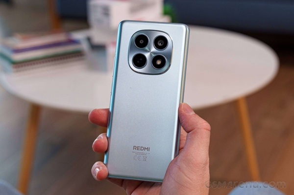 Thời lượng pin lớn, công suất sạc nhanh cao