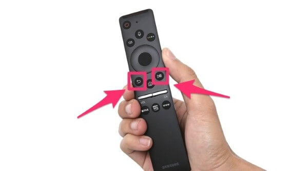 Trên remote thông minh đi kèm Smart TV đời mới có micro