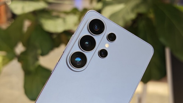 Samsung Galaxy S26 Ultra với hệ thống camera chuyên nghiệp