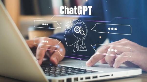 Chat GPT 3.5 xây dựng trên kiến trúc GPT có thể xử lý khối lượng dữ liệu văn bản khổng lồ