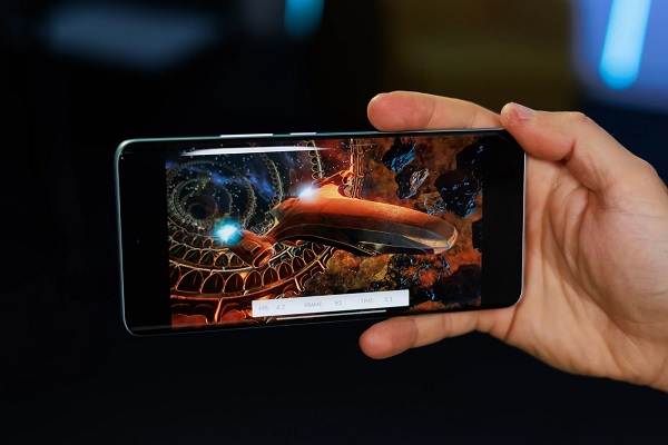 Màn hình 3200 nits siêu sáng