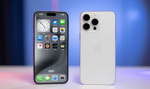 iPhone 15 Pro Max là mẫu điện thoại có pin tốt nhất