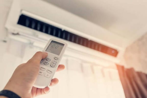 Điều hòa nóng nên đặt ở mức nhiệt lý tưởng nhất là 20 – 22°C