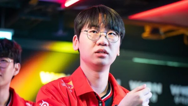 Doran là người trấn giữ khu vực đường trên cho T1 