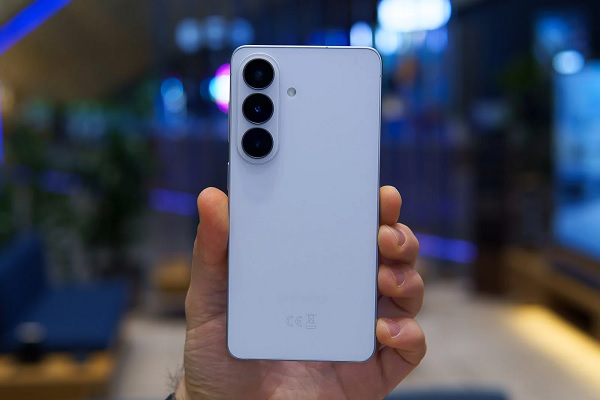 Galaxy S26 phiên bản Xanh Sky Blue