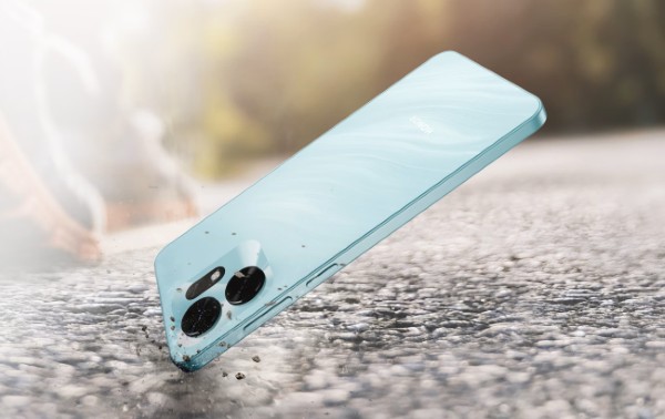 HONOR Play 60A với thiết kế khung viền và mặt lưng nhựa nguyên khối