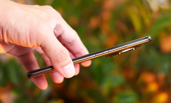 Thiết kế mỏng nhẹ, hiện đại và khác biệt