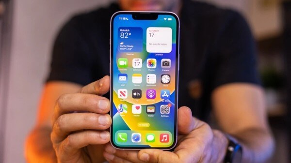 Những lợi ích thiết thực khi thay màn hình iPhone chính hãng