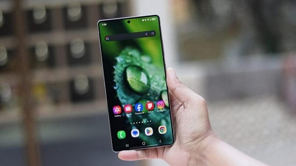 Samsung Galaxy S26 Ultra có kích thước màn hình 6.9 inch