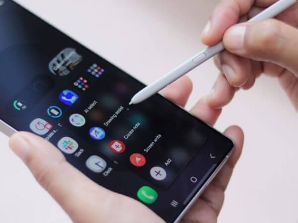 Galaxy S26 Ultra hỗ trợ S Pen và Always-on Display AI