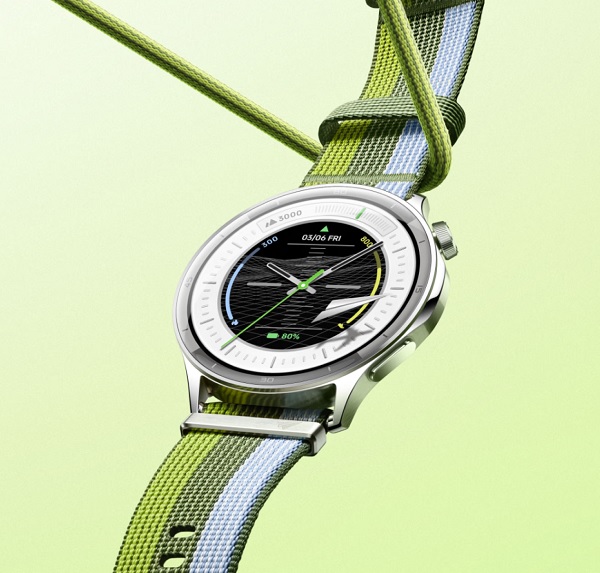 Khả năng hiển thị rực rỡ dưới nắng