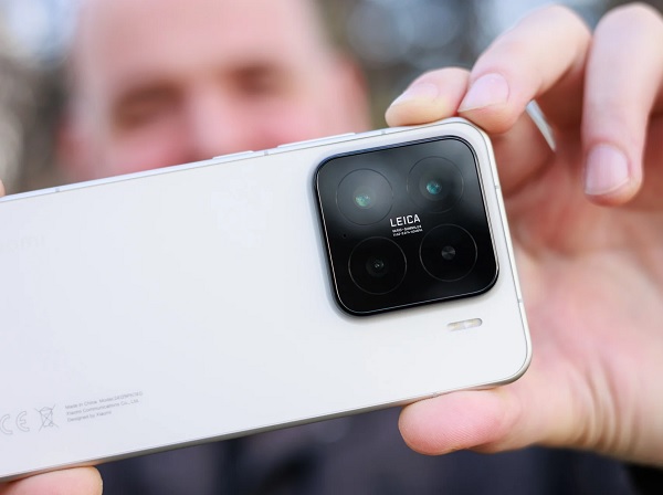 Xiaomi 15 tận dụng tối đa sự hỗ trợ từ Leica với hệ thống ba ống kính 50MP