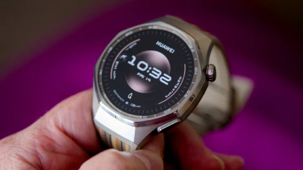 Huawei Watch GT6 Pro cho thời gian sử dụng lên đến khoảng 30 giờ