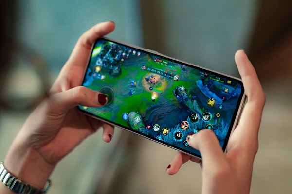 Cả hai máy được trang bị vi xử lý Qualcomm Snapdragon 6 Gen 3