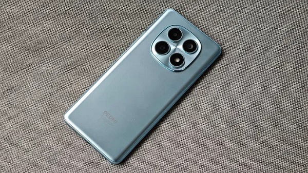 Redmi Note 15 4G được trang bị viên pin khủng 6000mAh