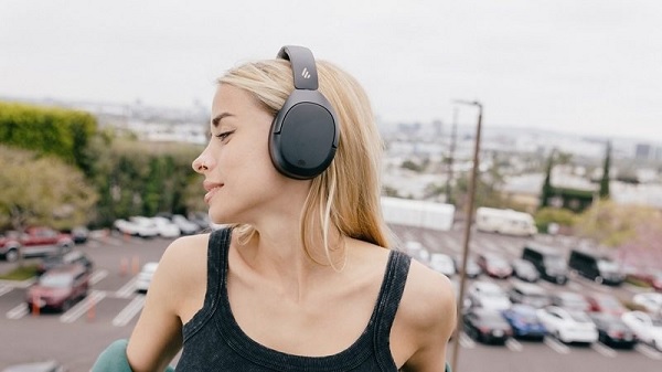 Tai nghe Edifier Atom Max