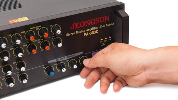 Cách điều chỉnh treble trực tiếp trên amply