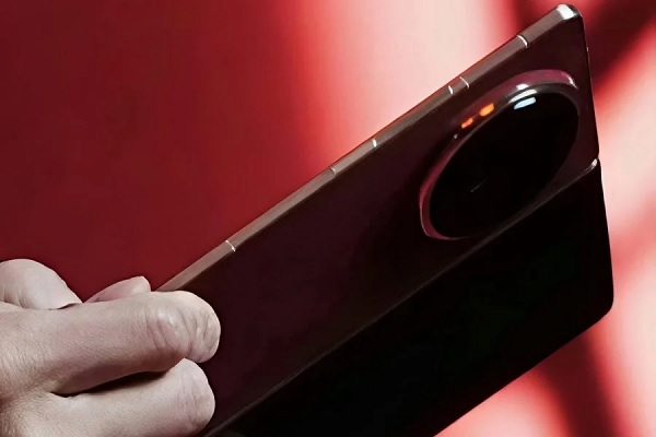 HONOR Magic V6 tiếp tục sử dụng cụm camera sau hình bát giác quen thuộc